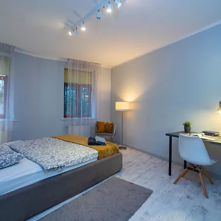 Modern In Center Apartment Riga