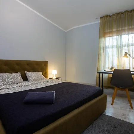Modern In Center Apartmán